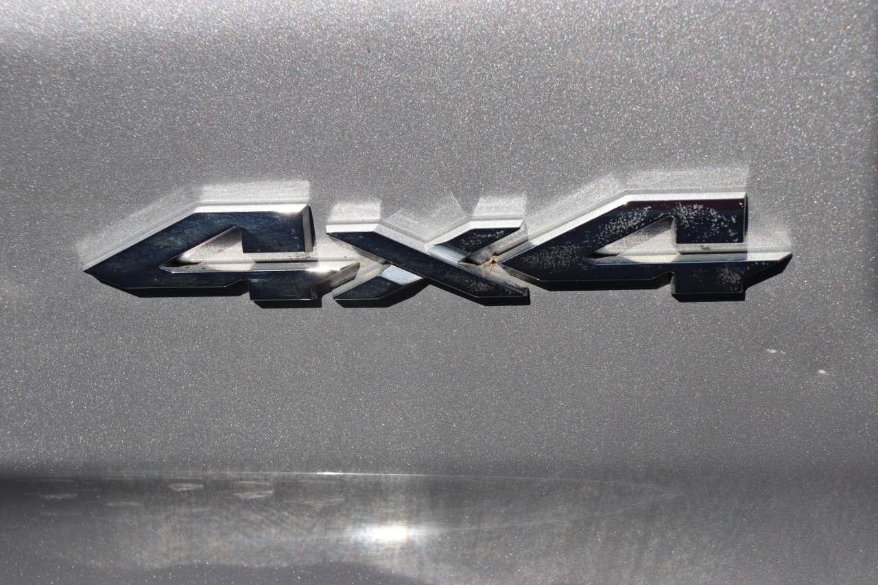 RAM 1500 Laramie 4x4 Crew Cab 5'7" Box 2025 RAM 1500 Laramie 4x4 Crew Cab 5'7" Box 2025