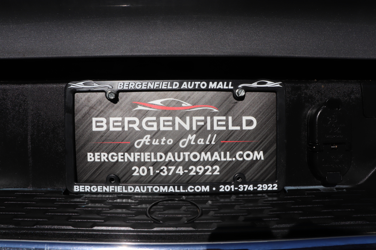 RAM 1500 Laramie 4x4 Crew Cab 5'7" Box 2025 RAM 1500 Laramie 4x4 Crew Cab 5'7" Box 2025