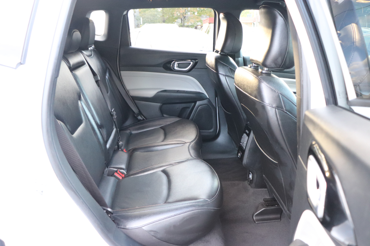 Jeep Compass Limited 4x4 2023 Jeep Compass Limited 4x4 2023