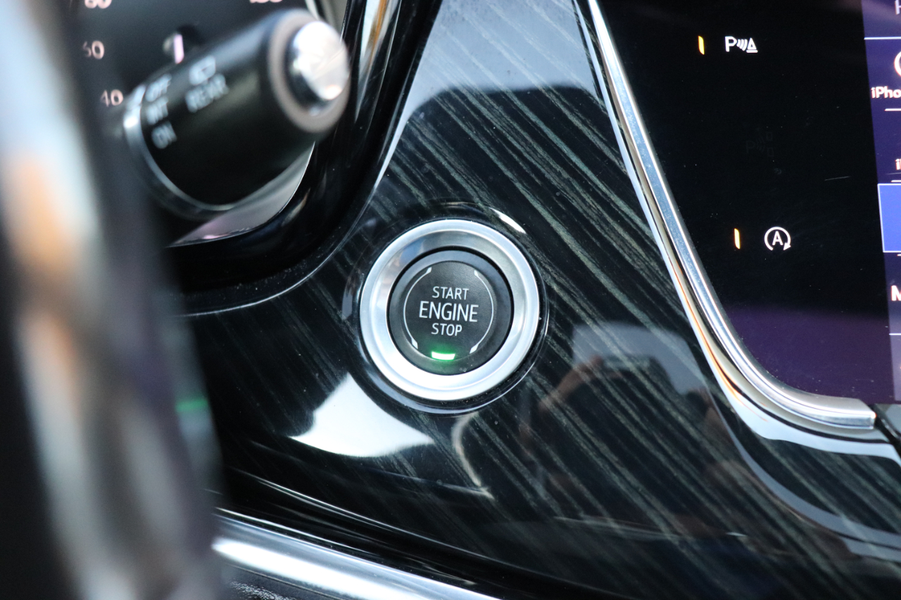 Cadillac XT6 FWD 4dr Premium Luxury 2023 Cadillac XT6 FWD 4dr Premium Luxury 2023