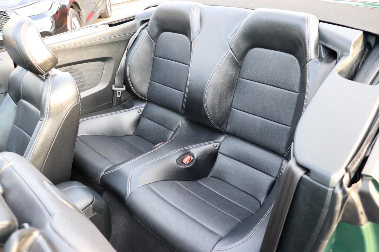 Ford Mustang EcoBoost Convertible 2023