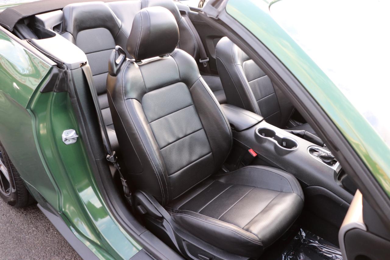 Ford Mustang EcoBoost Convertible 2023