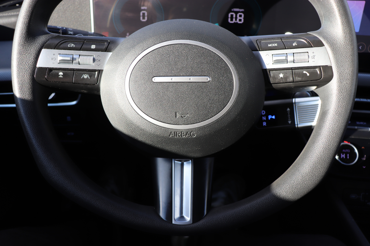 Hyundai Sonata SEL 2.5L FWD 2024 Hyundai Sonata SEL 2.5L FWD 2024