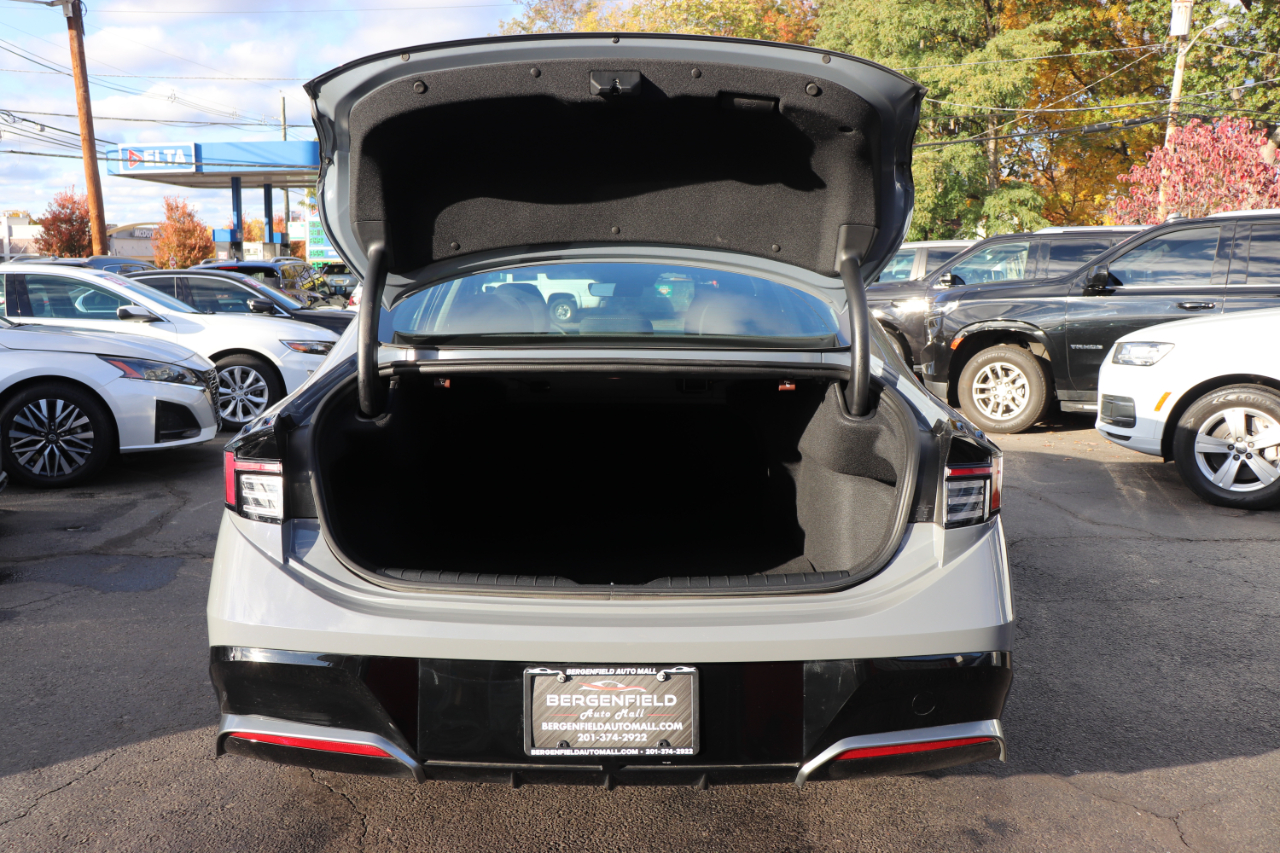 Hyundai Sonata SEL 2.5L FWD 2024 Hyundai Sonata SEL 2.5L FWD 2024