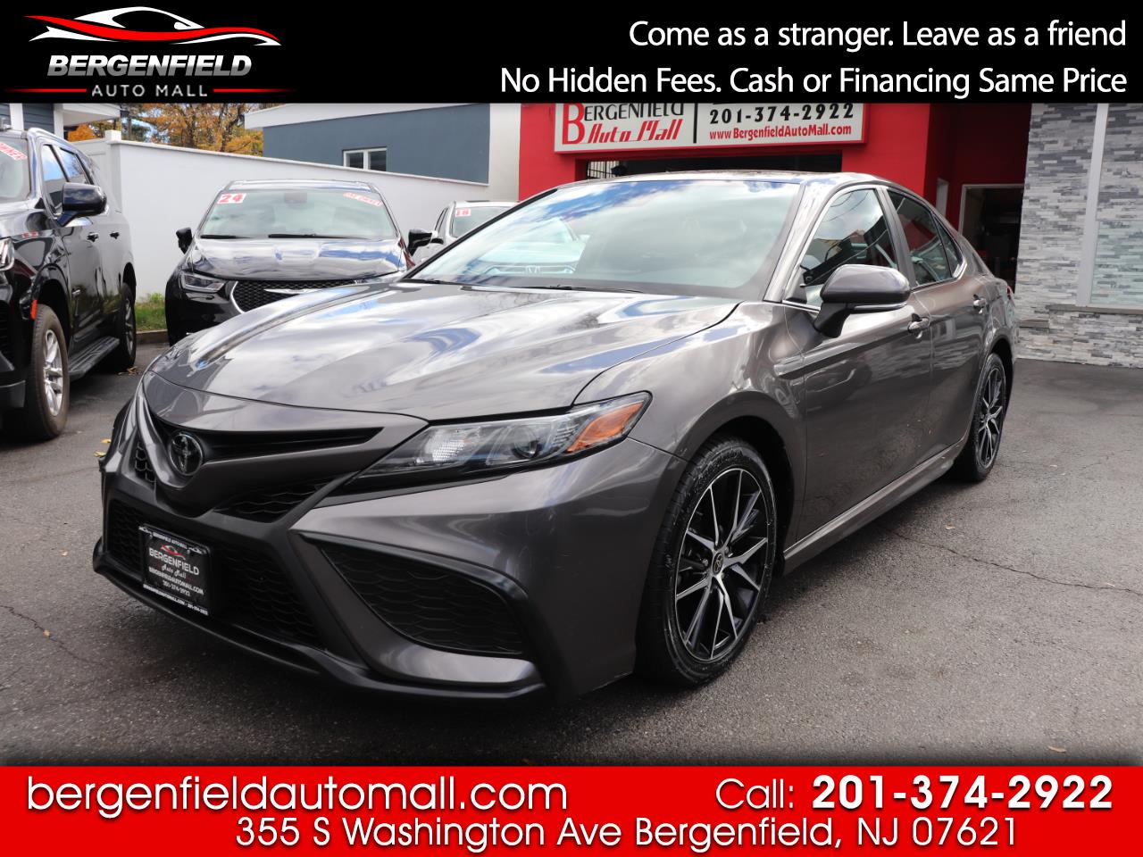 2023 Toyota Camry SE Auto (Natl)