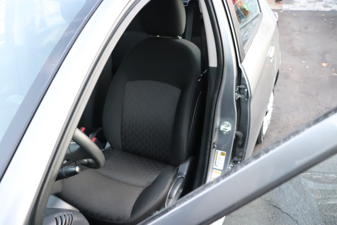 Mitsubishi Mirage ES CVT 2022 Mitsubishi Mirage ES CVT 2022