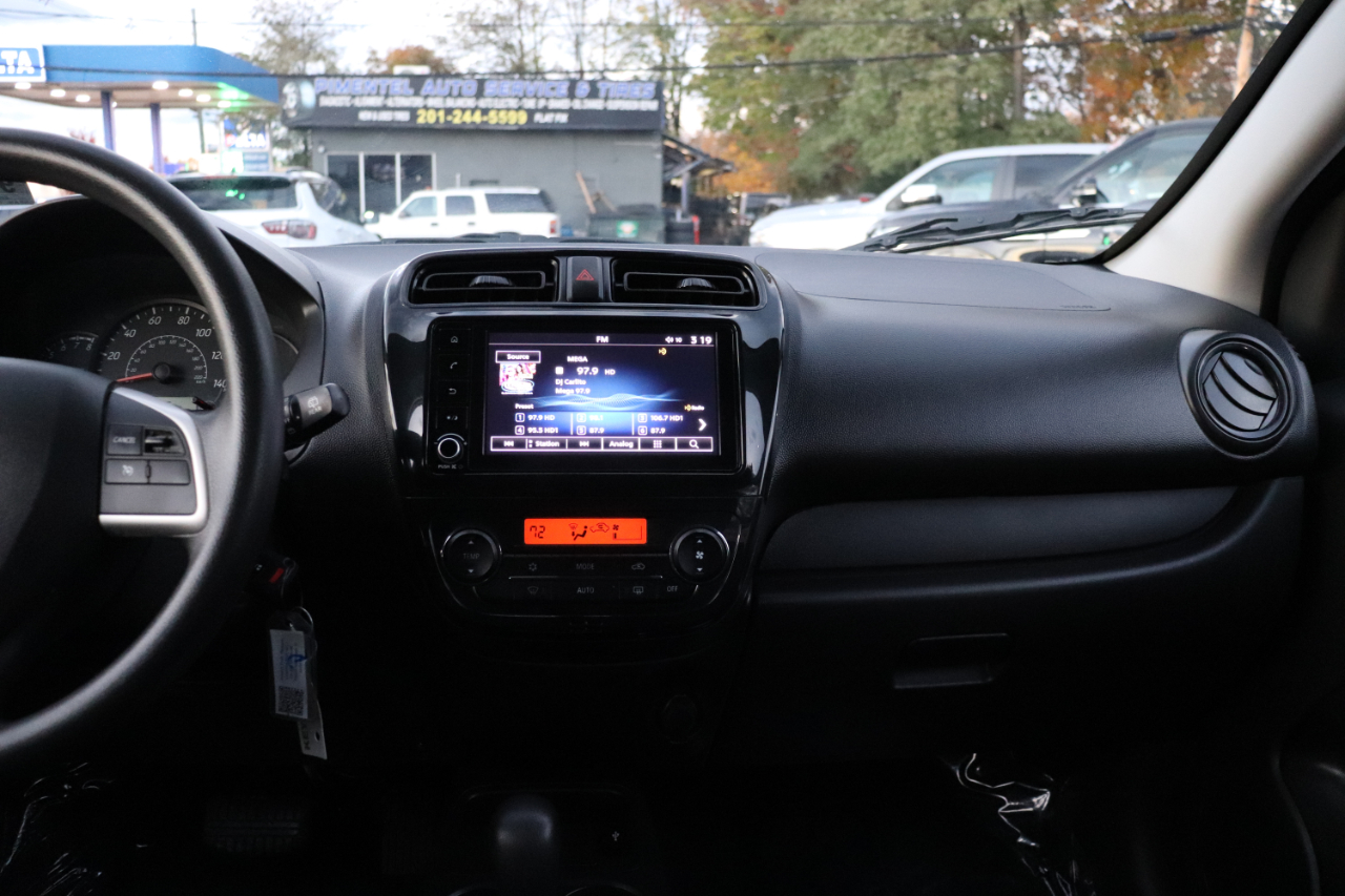 Mitsubishi Mirage ES CVT 2022 Mitsubishi Mirage ES CVT 2022