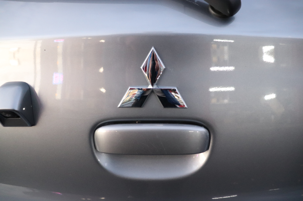 Mitsubishi Mirage ES CVT 2022 Mitsubishi Mirage ES CVT 2022