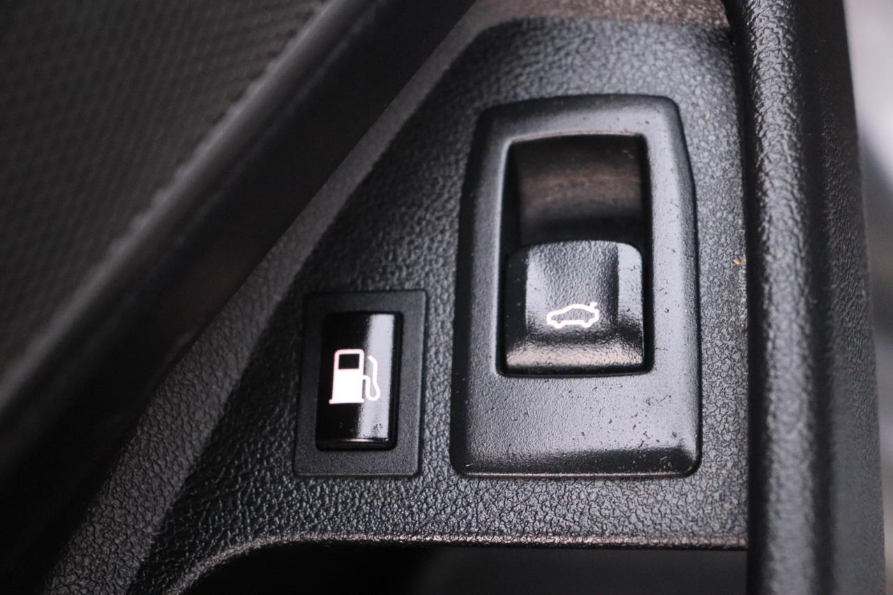 BMW 3 Series 330e xDrive Plug-In Hybrid 2023