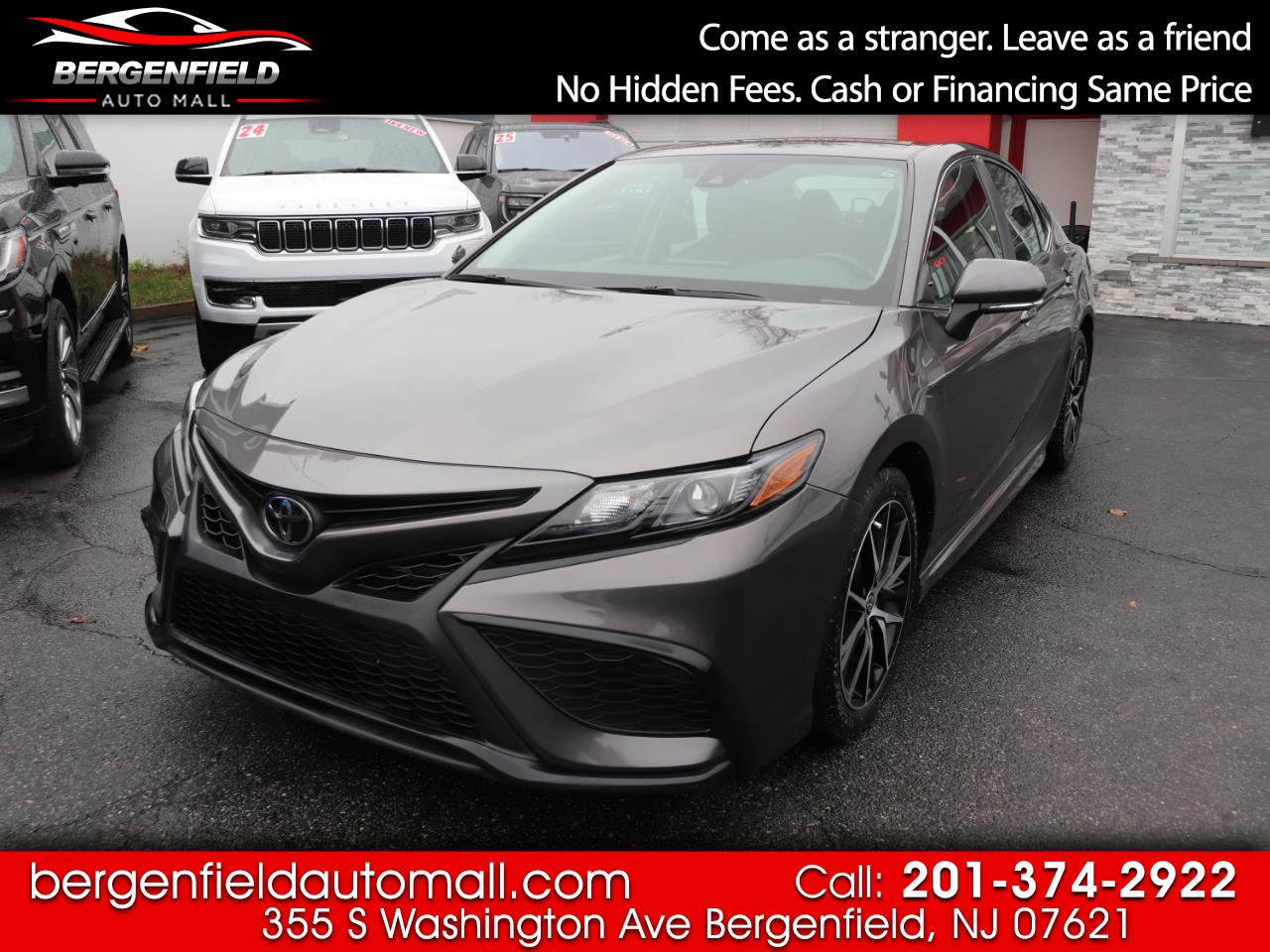 2023 Toyota Camry SE Auto (Natl)