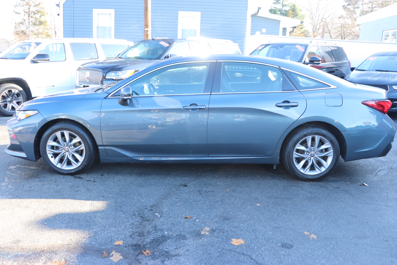 Toyota Avalon XLE FWD (Natl) 2022