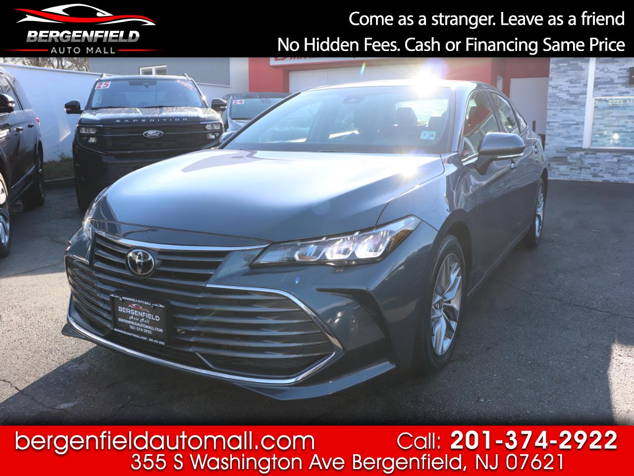 2022 Toyota Avalon XLE FWD (Natl)