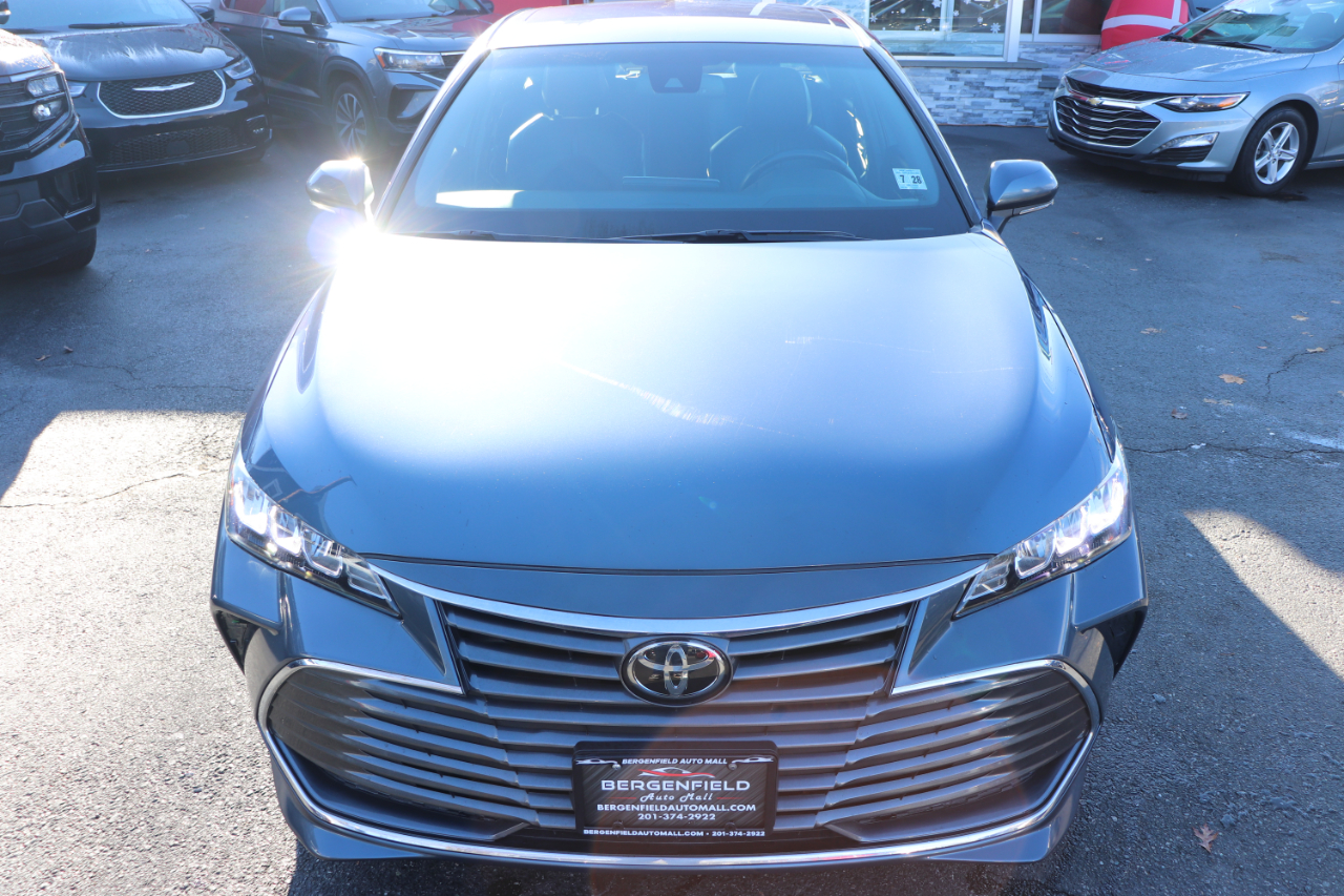 Toyota Avalon XLE FWD (Natl) 2022