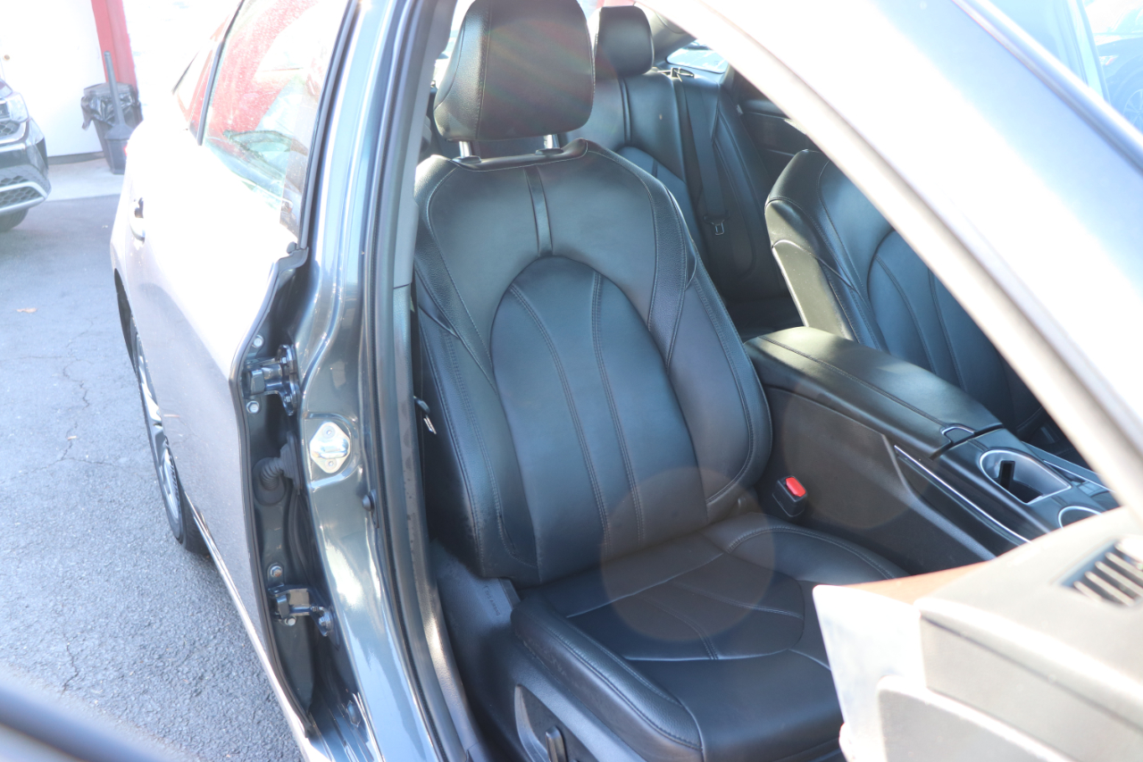 Toyota Avalon XLE FWD (Natl) 2022