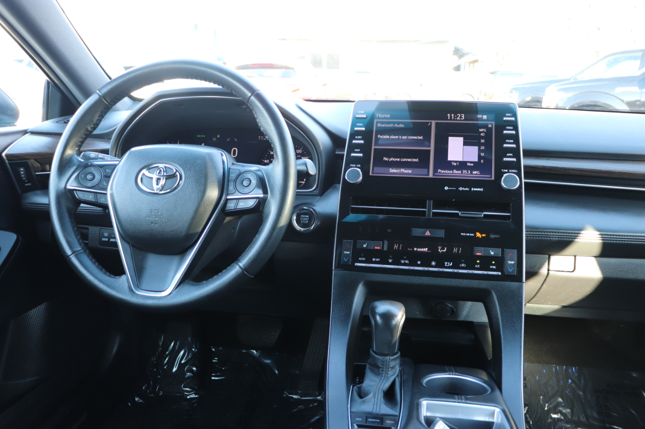 Toyota Avalon XLE FWD (Natl) 2022