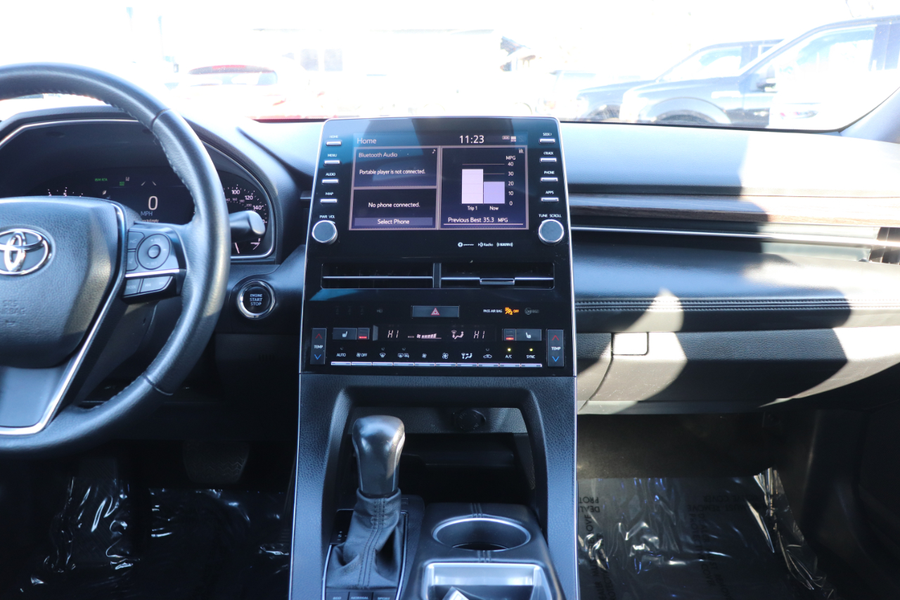 Toyota Avalon XLE FWD (Natl) 2022