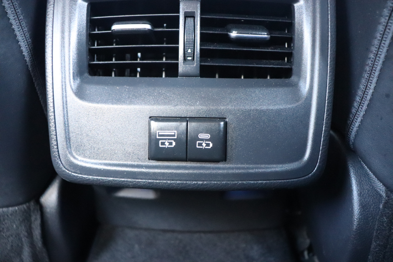 Toyota Avalon XLE FWD (Natl) 2022