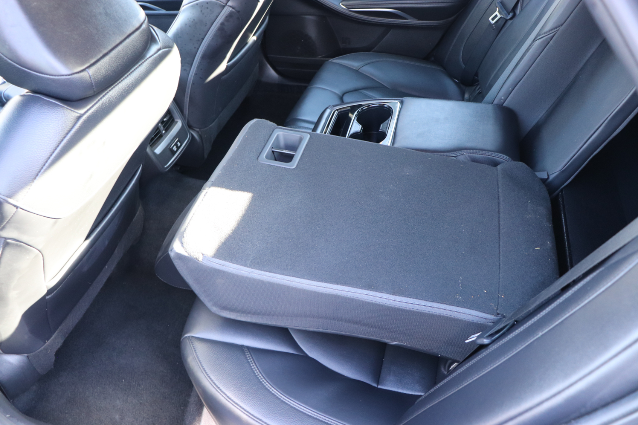 Toyota Avalon XLE FWD (Natl) 2022