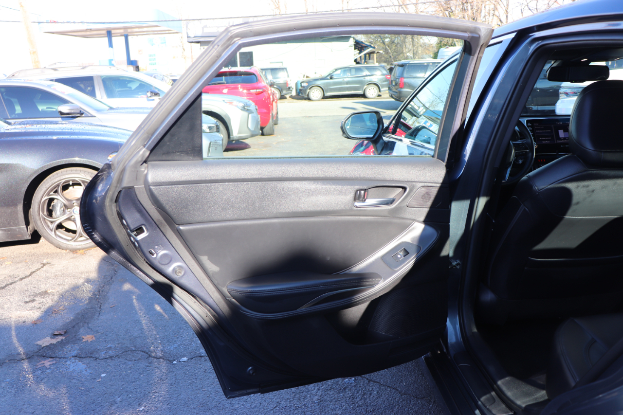 Toyota Avalon XLE FWD (Natl) 2022