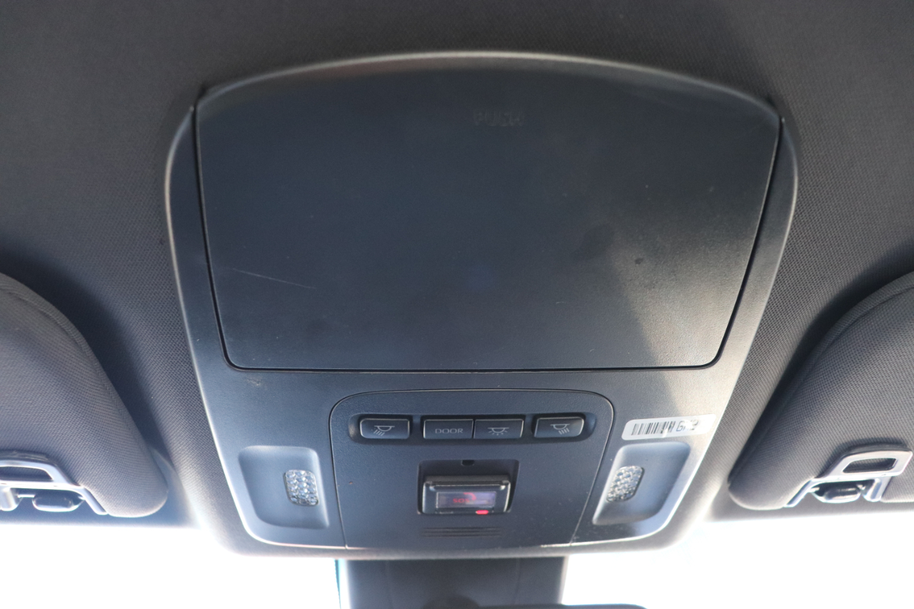 Toyota Avalon XLE FWD (Natl) 2022