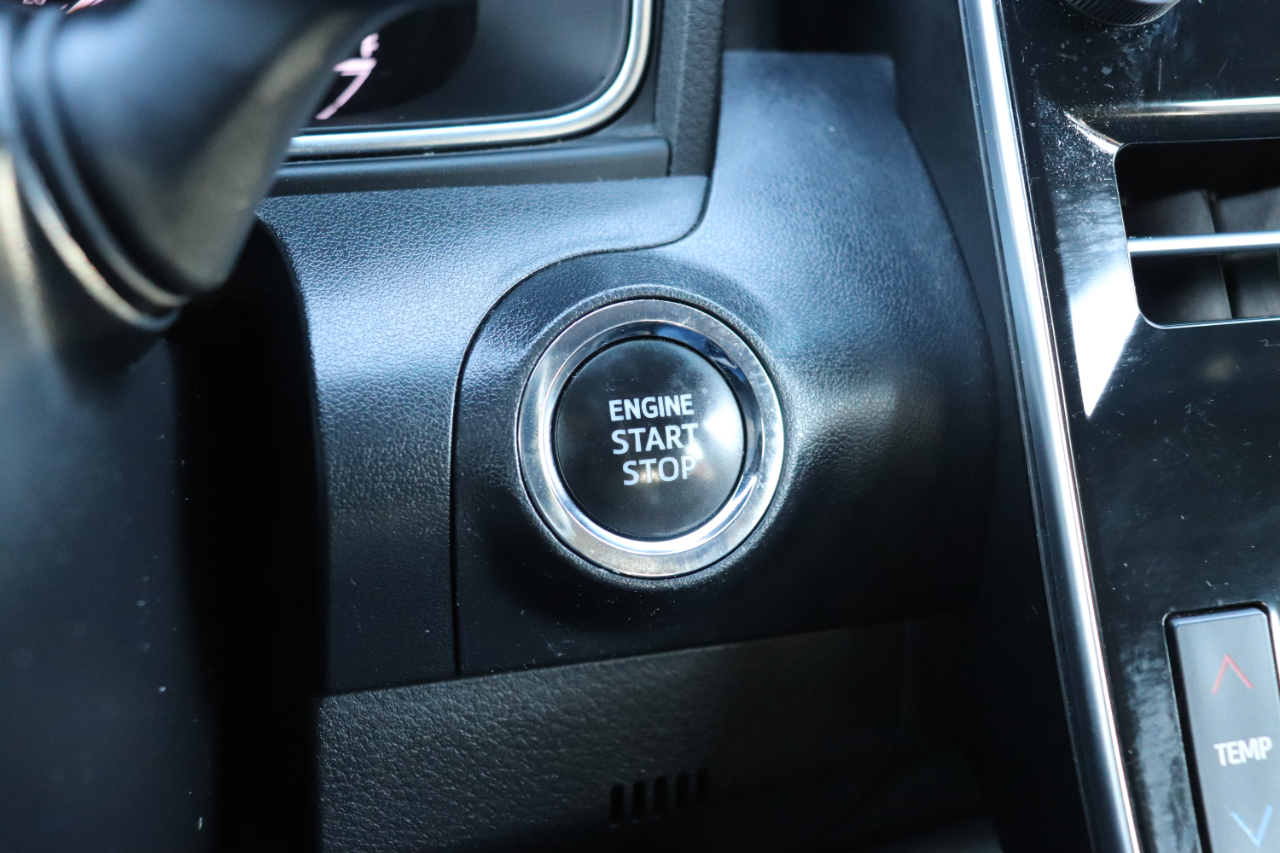 Toyota Avalon XLE FWD (Natl) 2022