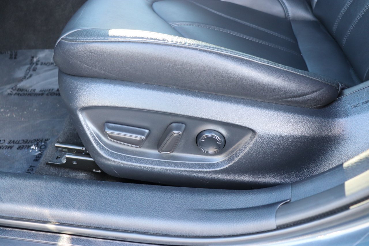 Toyota Avalon XLE FWD (Natl) 2022