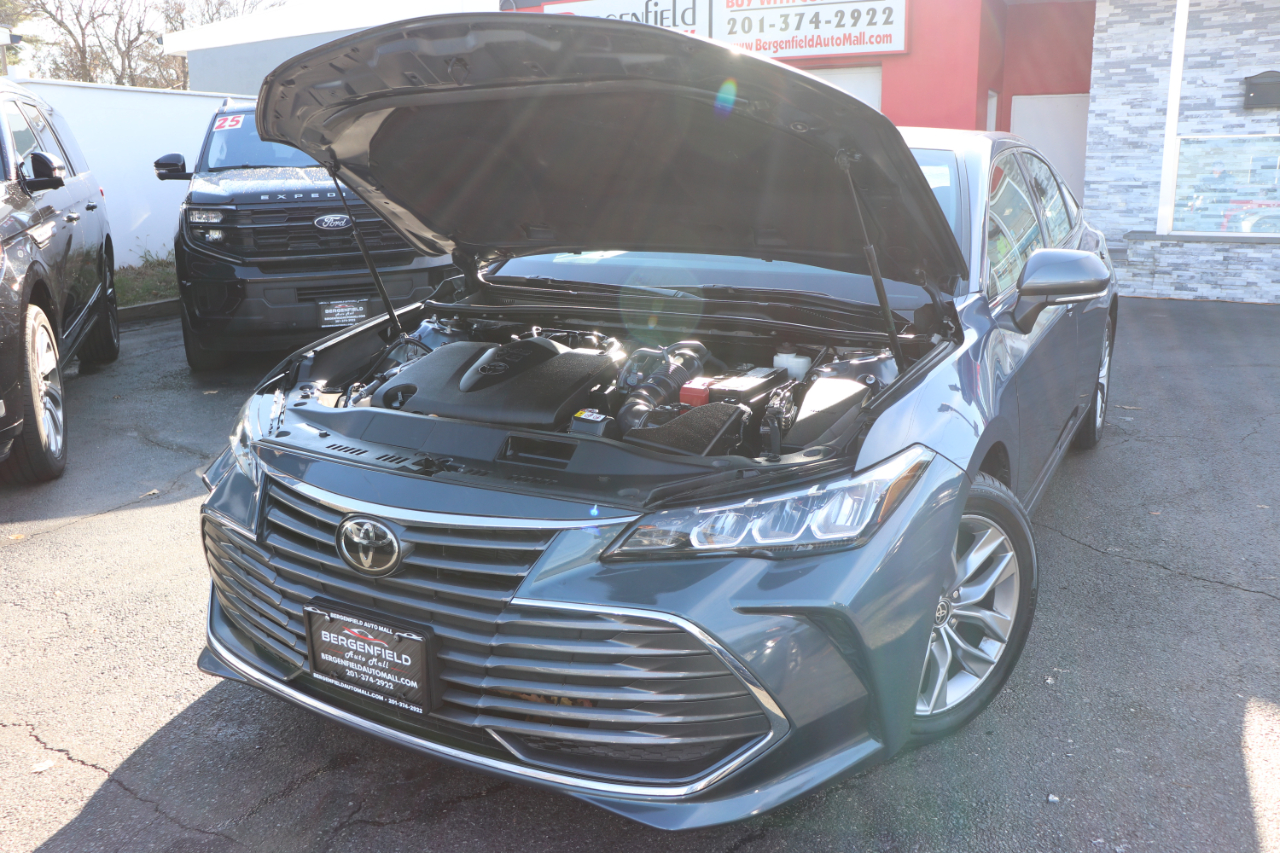 Toyota Avalon XLE FWD (Natl) 2022