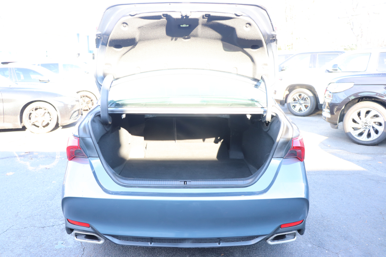 Toyota Avalon XLE FWD (Natl) 2022