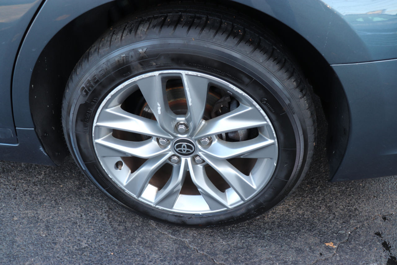 Toyota Avalon XLE FWD (Natl) 2022