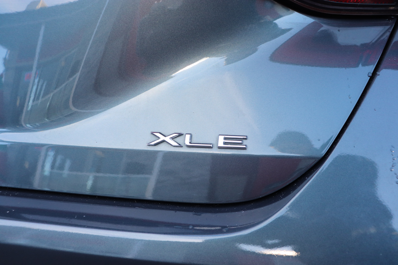 Toyota Avalon XLE FWD (Natl) 2022