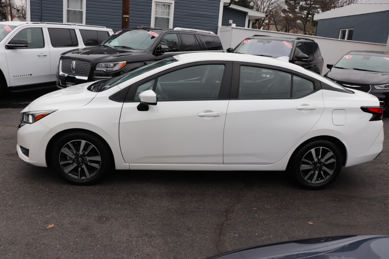 Nissan Versa SV CVT 2024