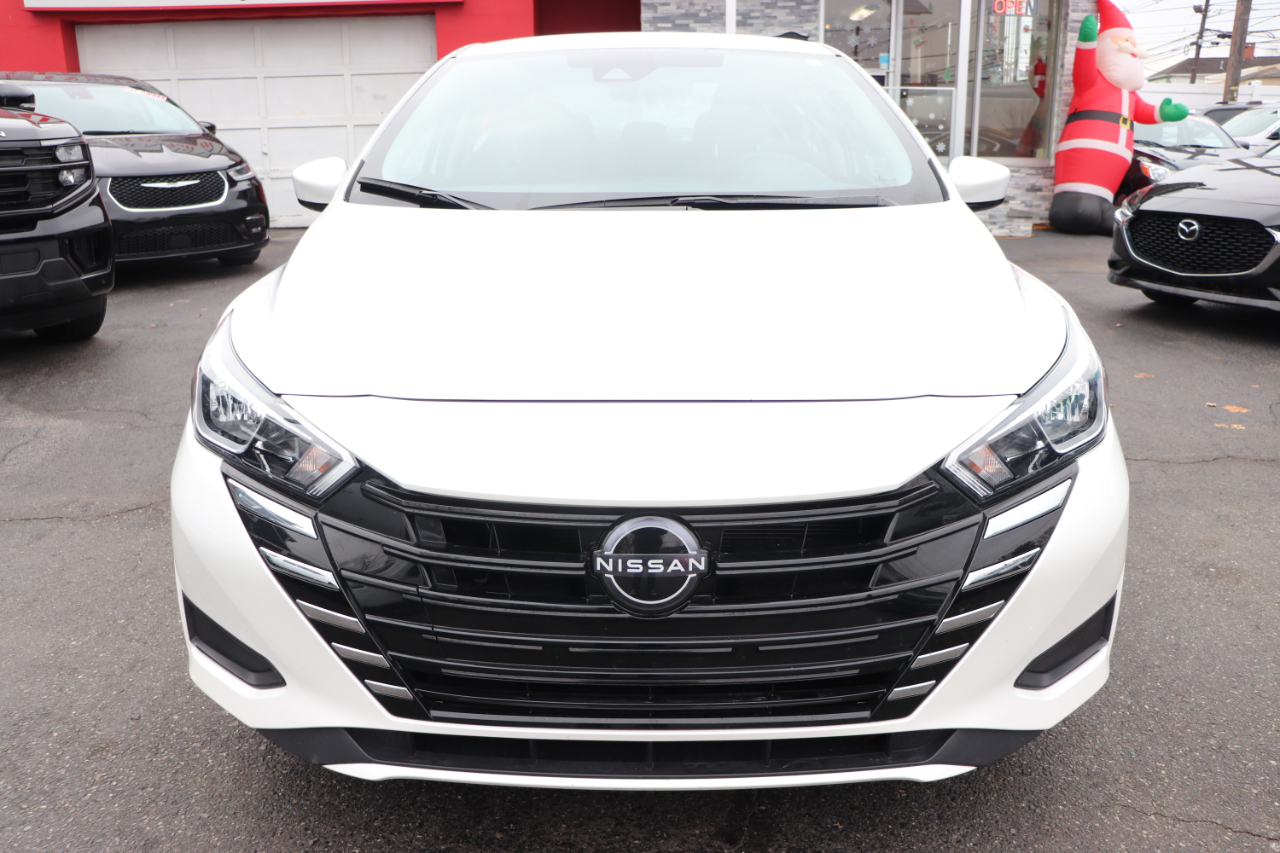 Nissan Versa SV CVT 2024