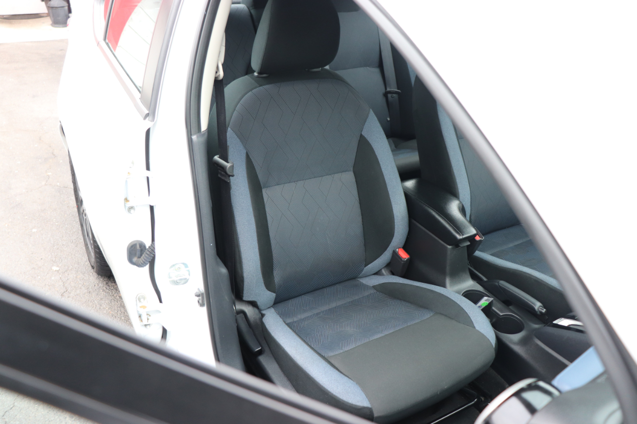 Nissan Versa SV CVT 2024