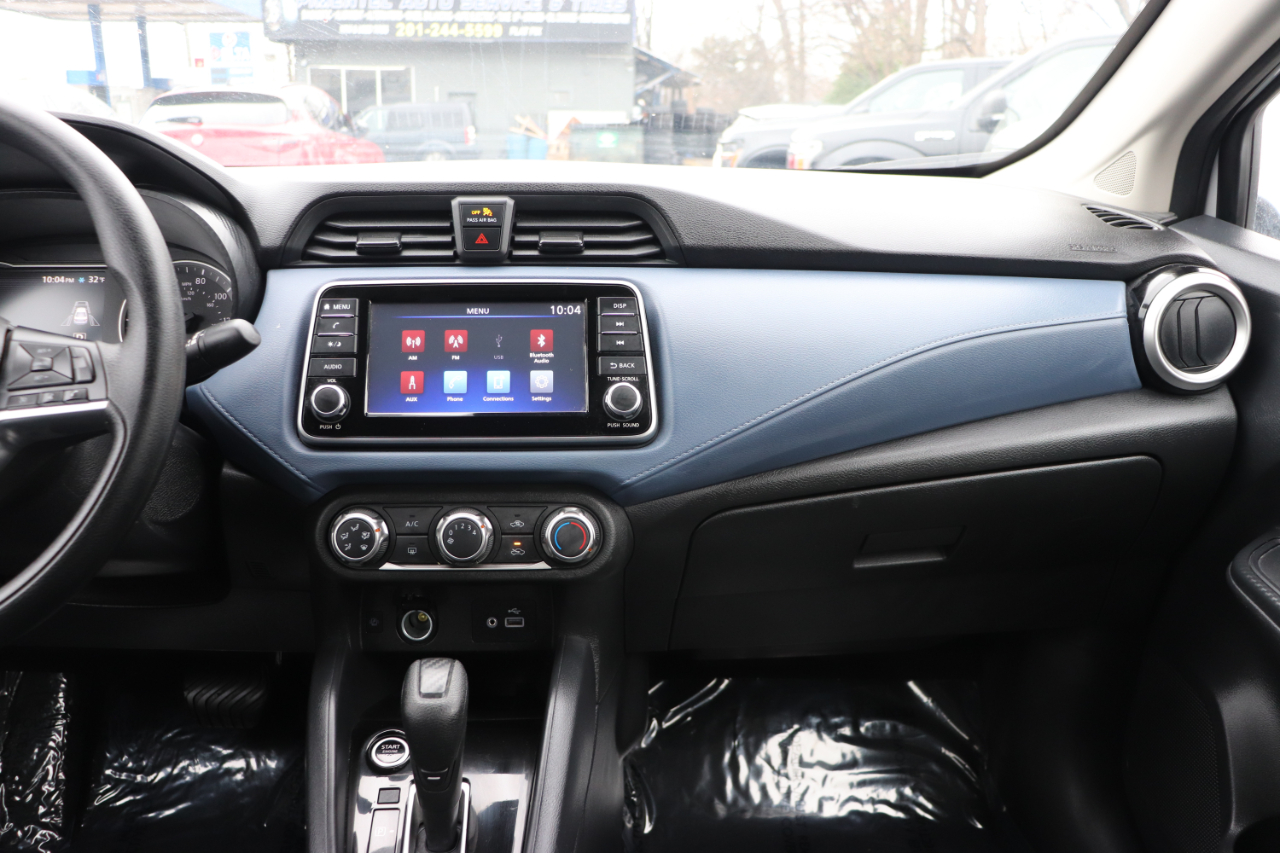 Nissan Versa SV CVT 2024