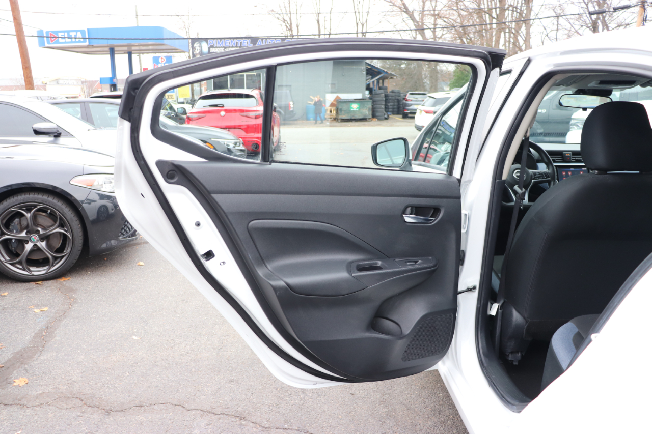 Nissan Versa SV CVT 2024