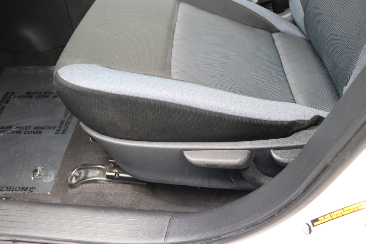 Nissan Versa SV CVT 2024