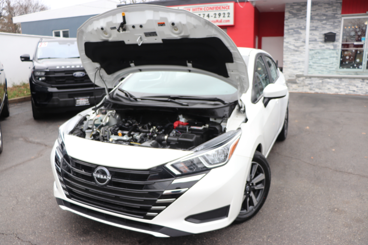 Nissan Versa SV CVT 2024