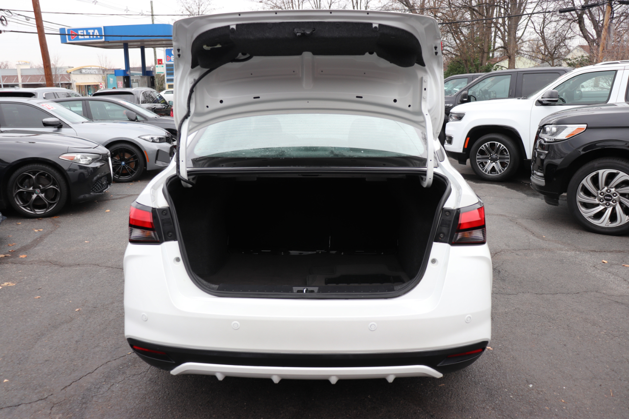 Nissan Versa SV CVT 2024