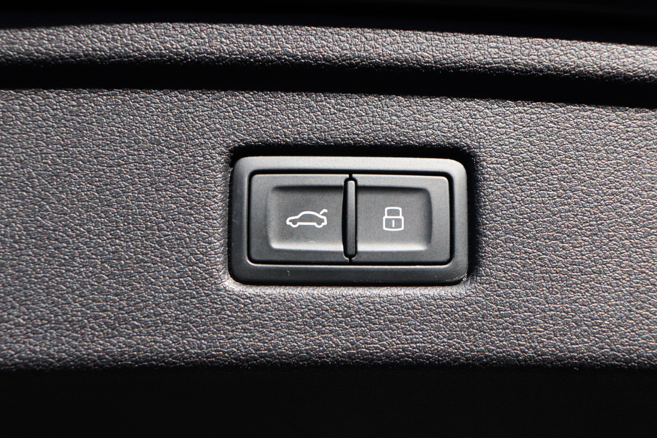 Audi A5 Sportback S line Premium Plus 45 TFSI quattro 2024