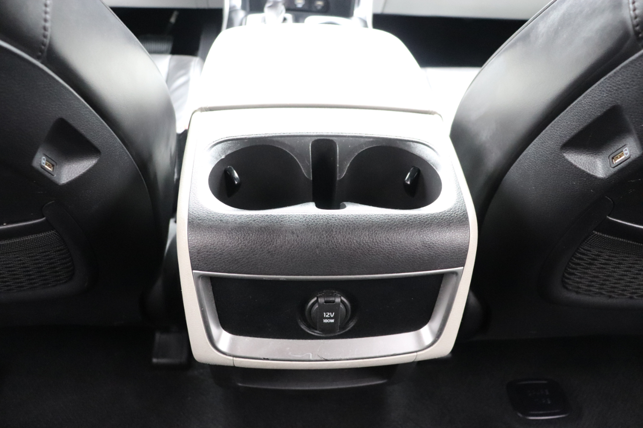 Kia Carnival LX FWD w/Seat Pkg 2024