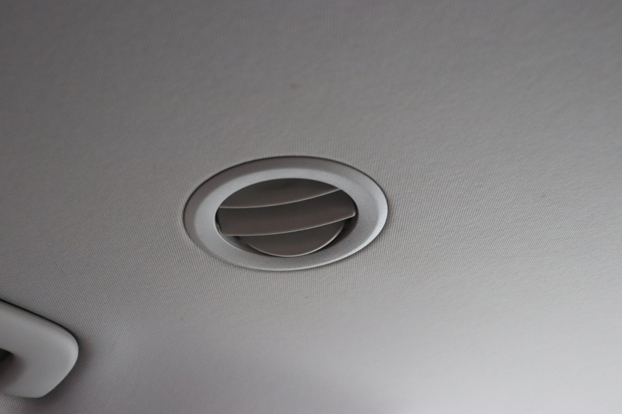 Kia Carnival LX FWD w/Seat Pkg 2024