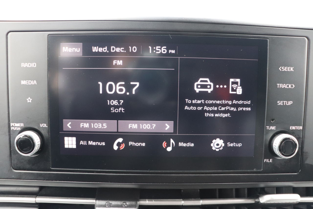 Kia Carnival LX FWD w/Seat Pkg 2024