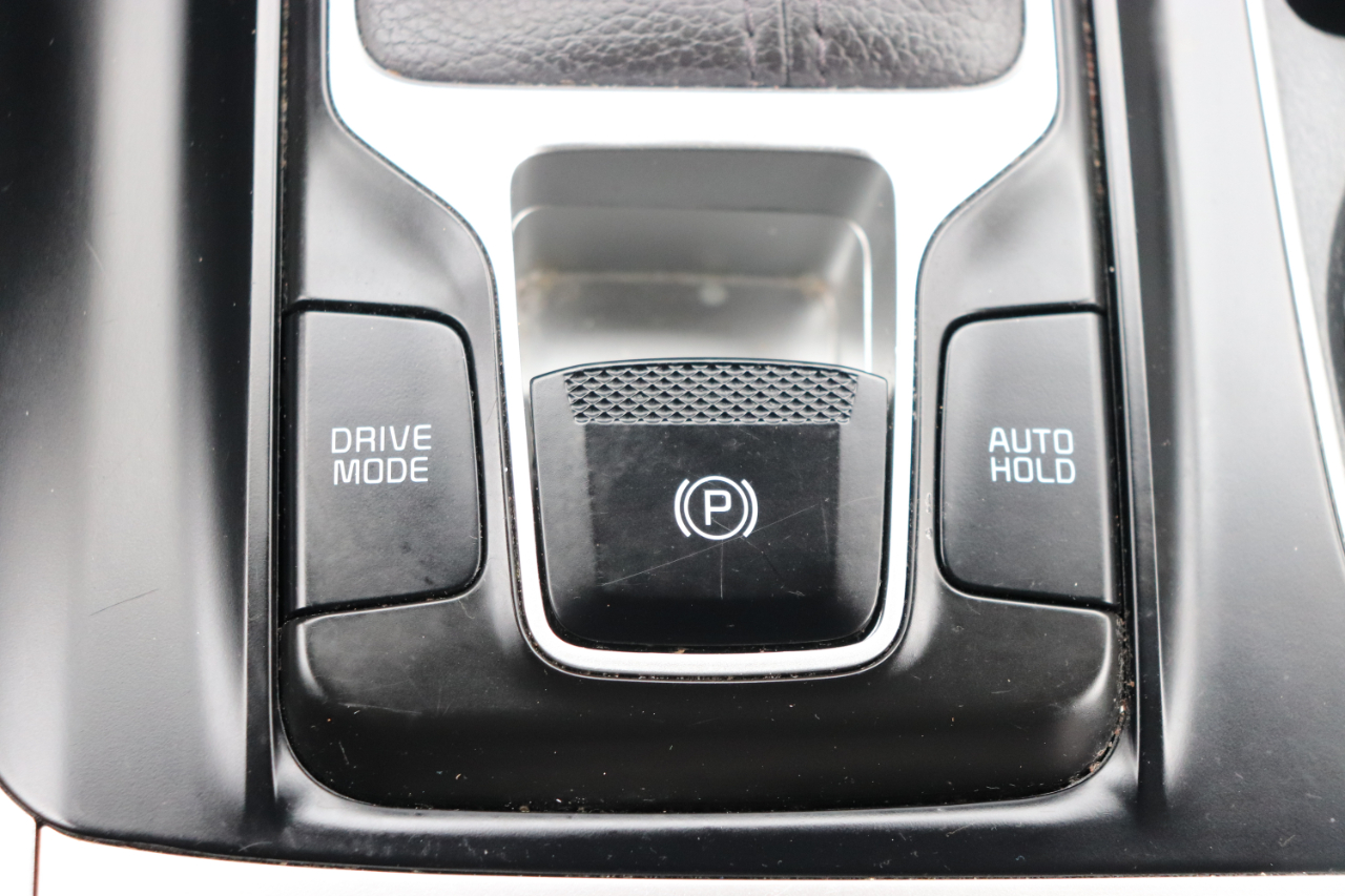 Kia Carnival LX FWD w/Seat Pkg 2024