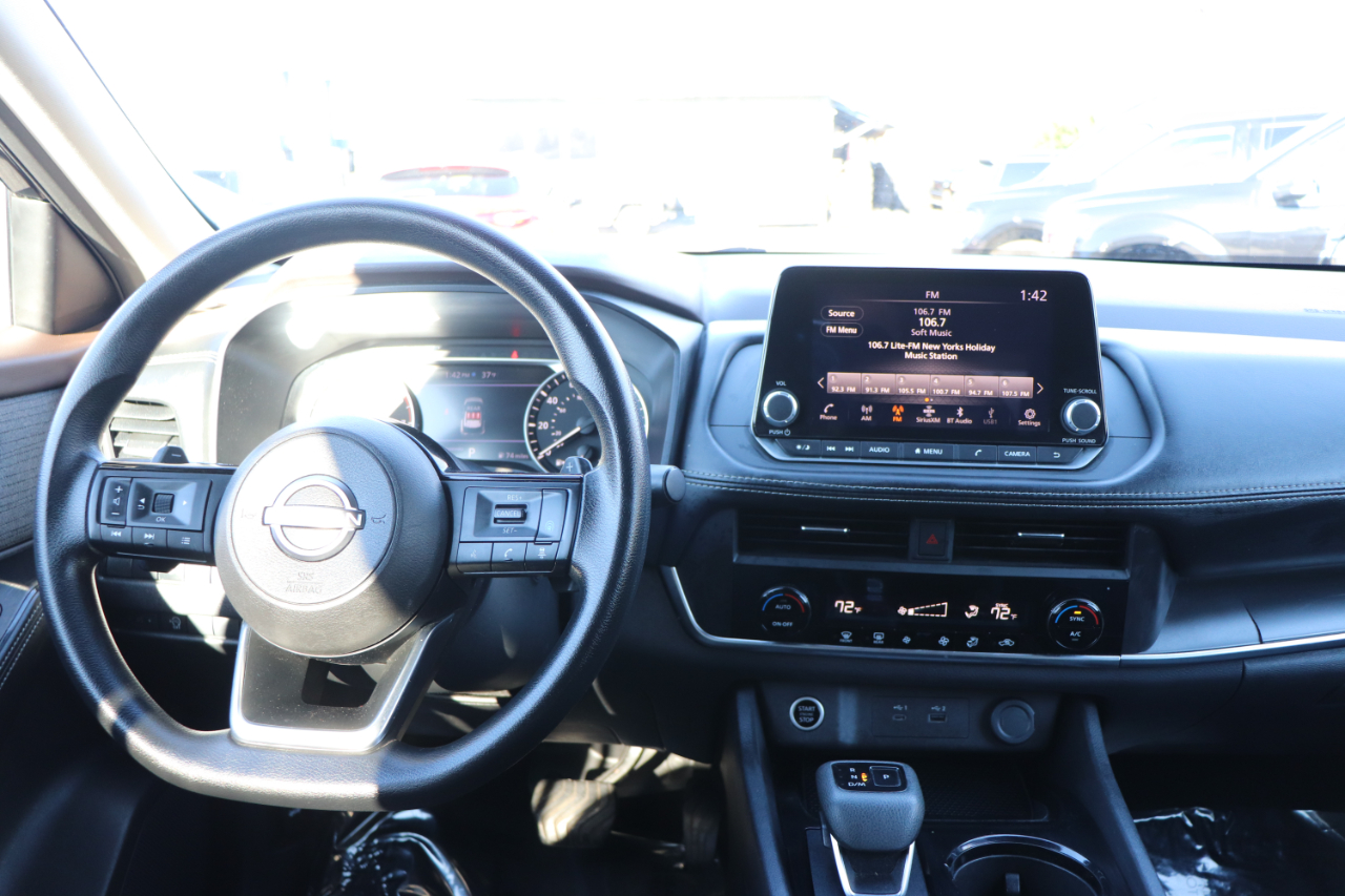 Nissan Rogue FWD SV 2023