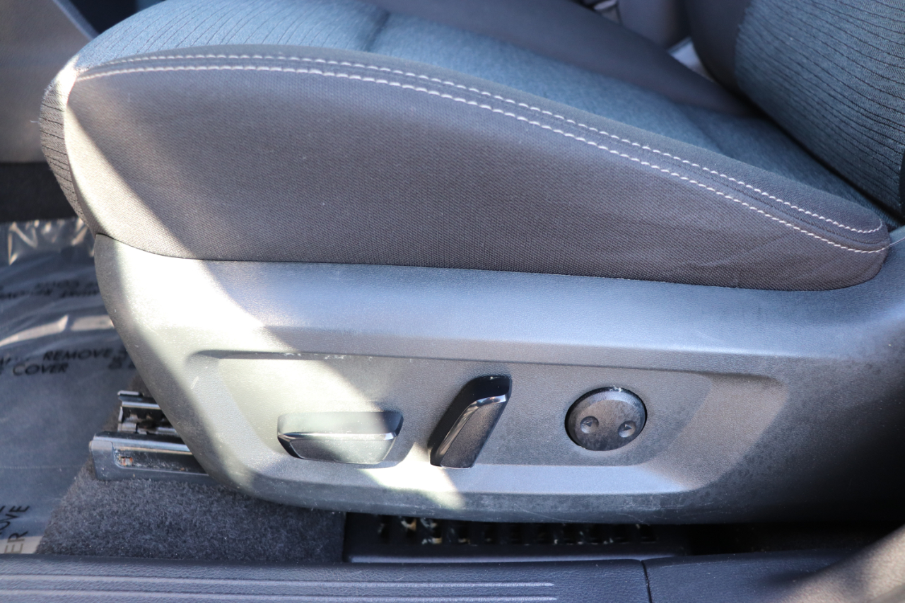 Nissan Rogue FWD SV 2023