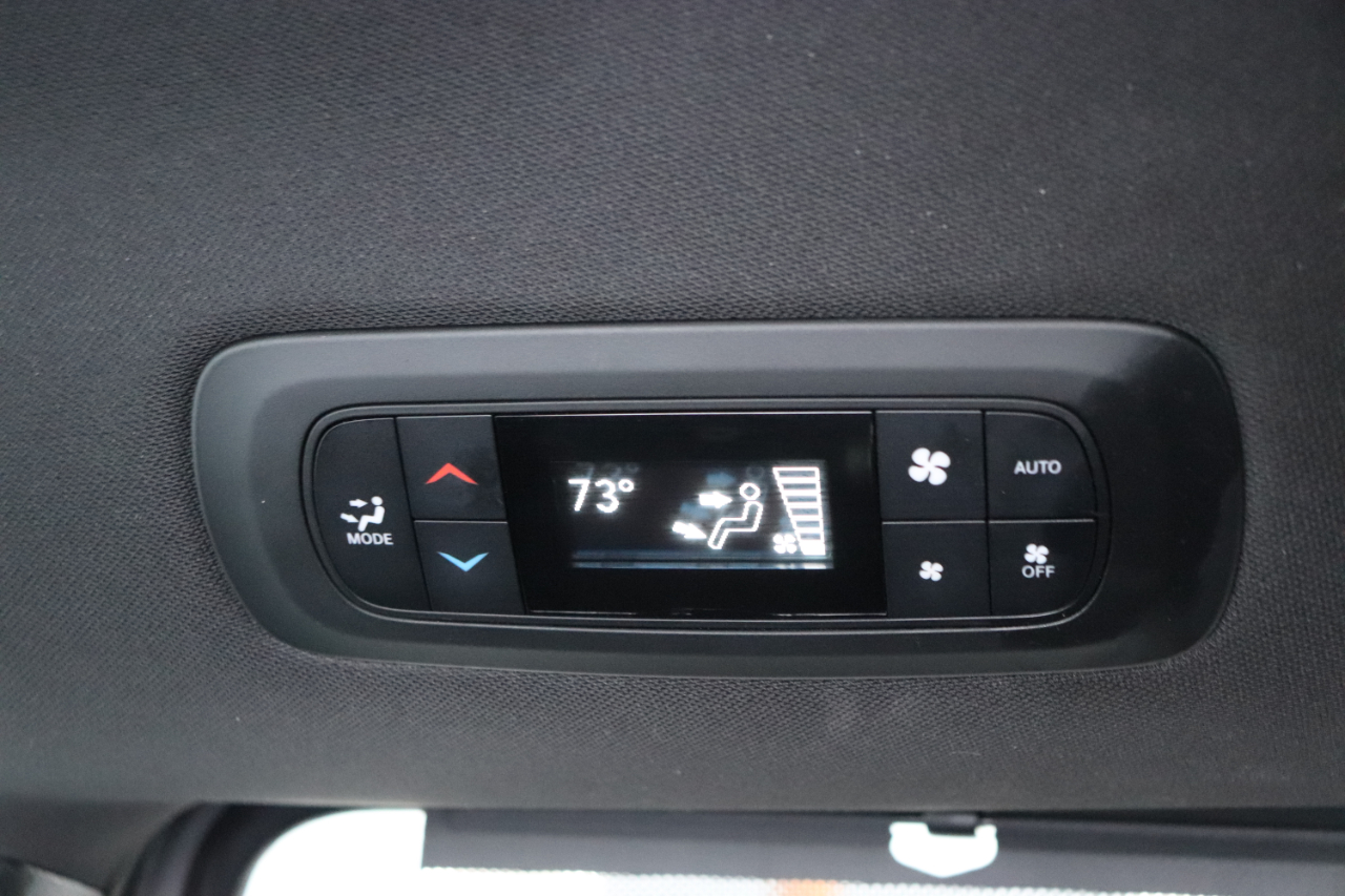 Chrysler Pacifica Select FWD 2025