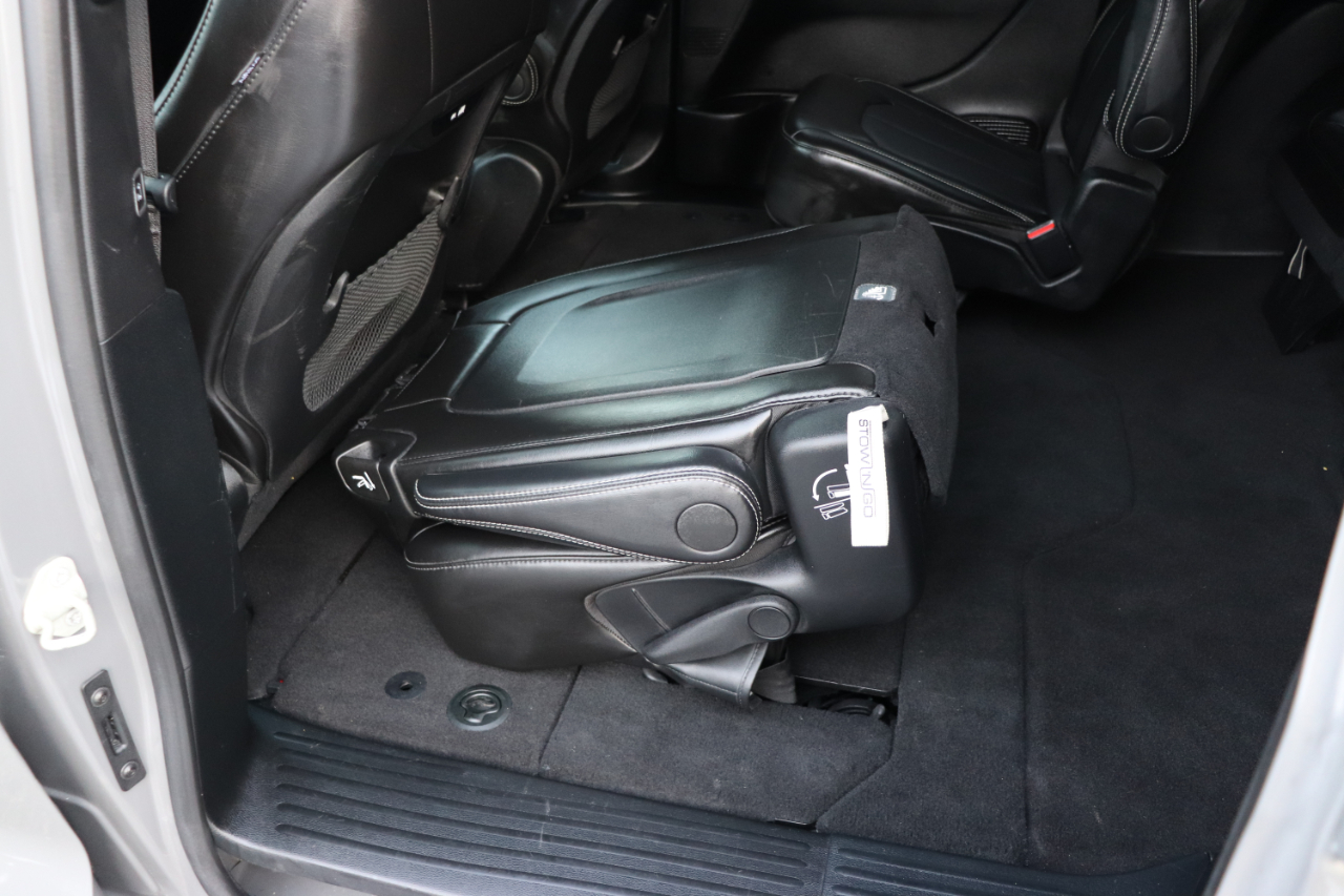 Chrysler Pacifica Select FWD 2025