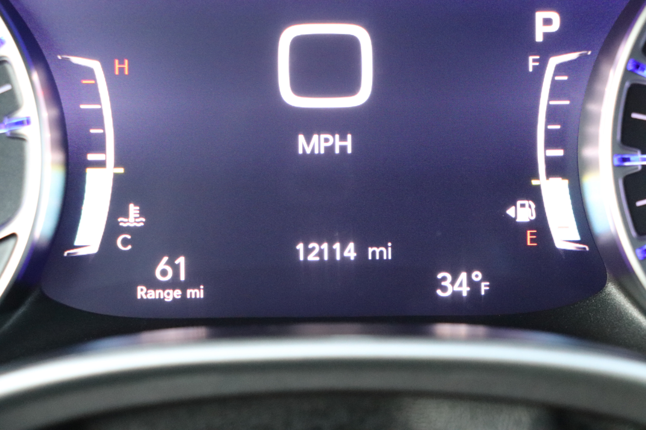 Chrysler Pacifica Select FWD 2025