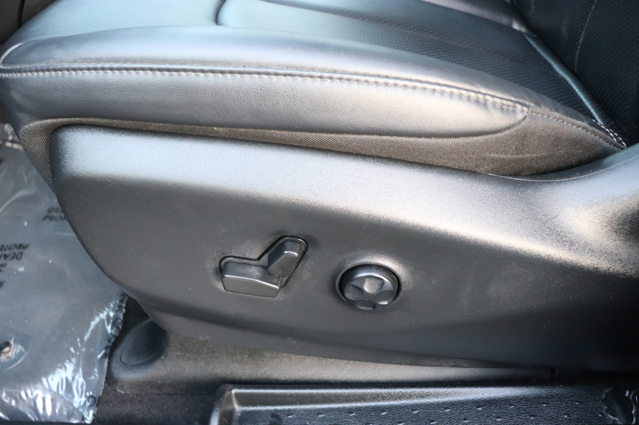 Chrysler Pacifica Select FWD 2025