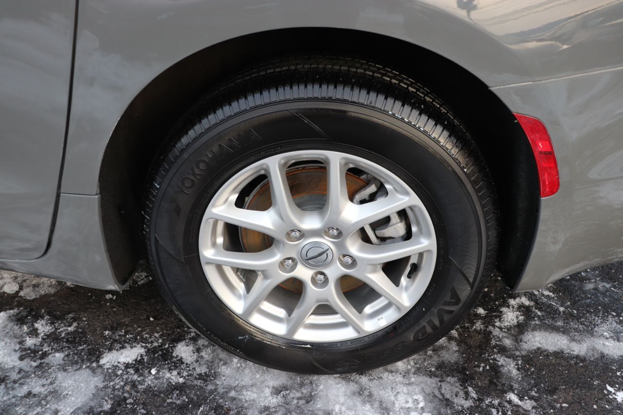 Chrysler Pacifica Select FWD 2025